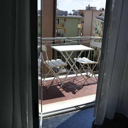 Il Nido Di Quarto Con Park Auto Macchine Piccole Segmento B Γένοβα Εξωτερικό φωτογραφία