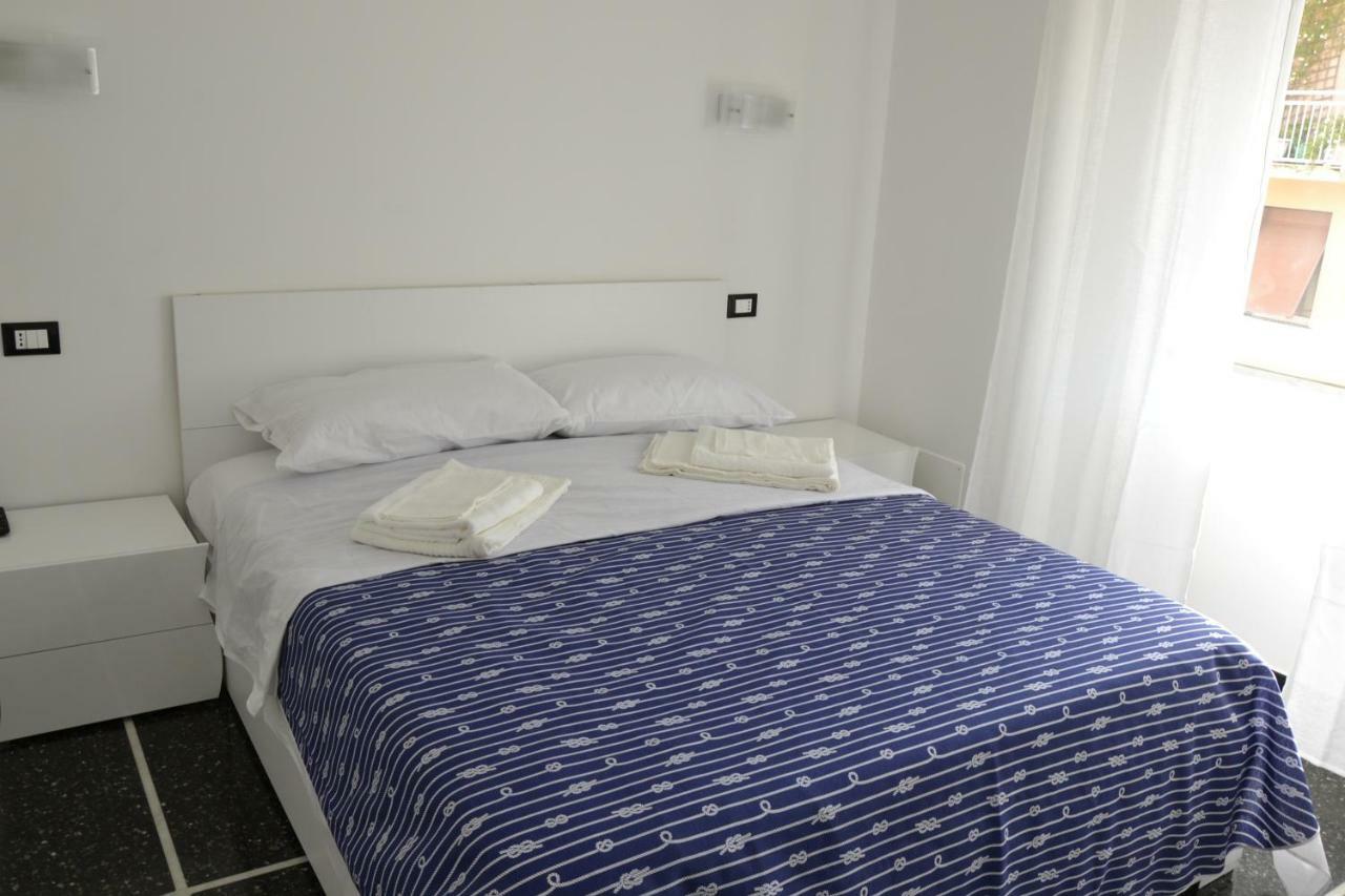 Il Nido Di Quarto Con Park Auto Macchine Piccole Segmento B Γένοβα Εξωτερικό φωτογραφία