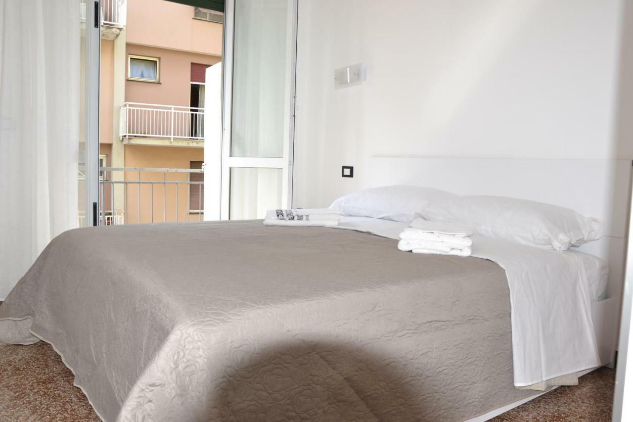 Il Nido Di Quarto Con Park Auto Macchine Piccole Segmento B Γένοβα Εξωτερικό φωτογραφία