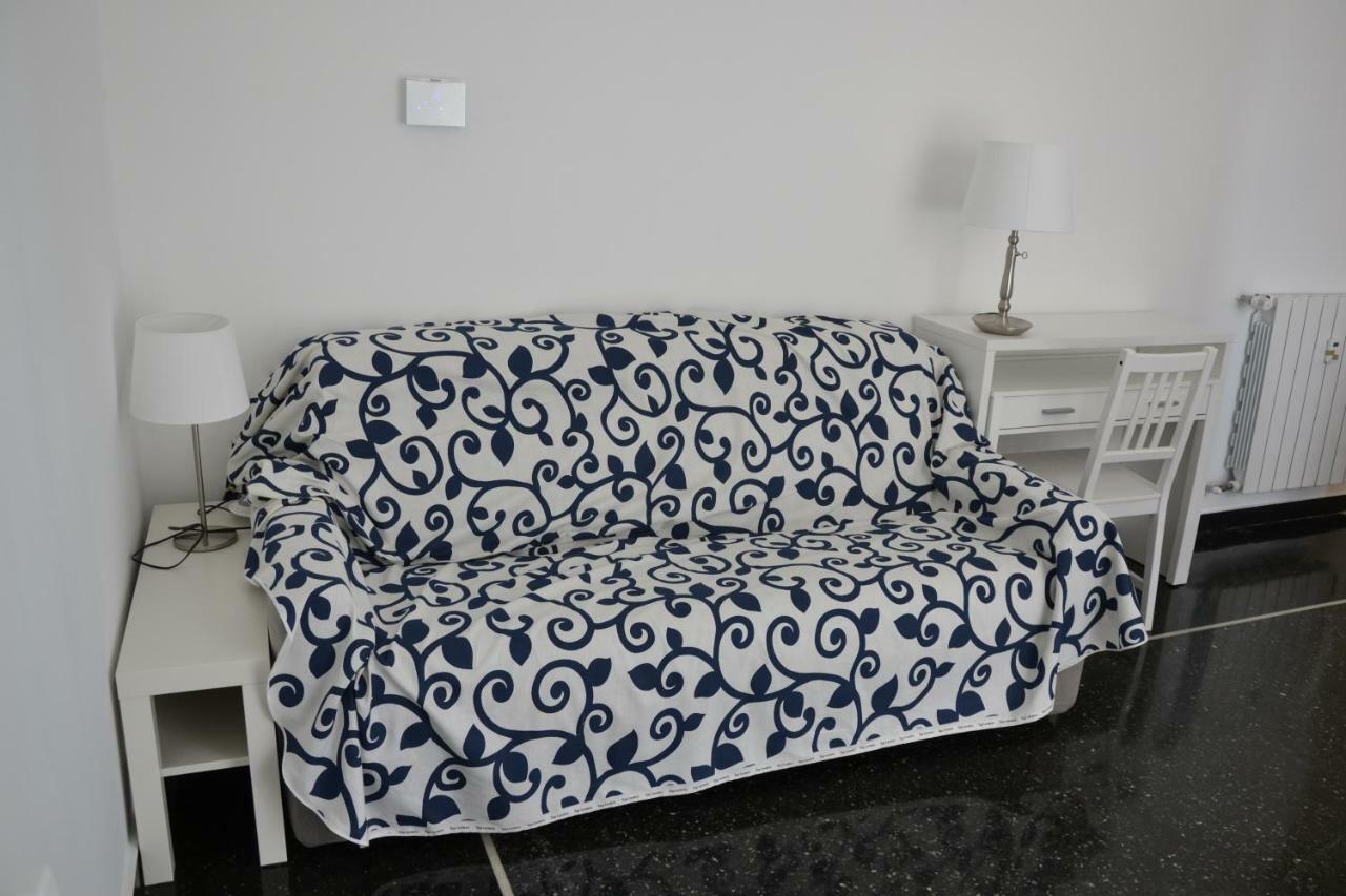 Il Nido Di Quarto Con Park Auto Macchine Piccole Segmento B Γένοβα Εξωτερικό φωτογραφία