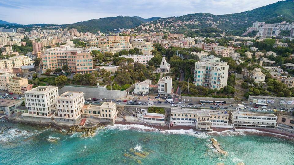 Il Nido Di Quarto Con Park Auto Macchine Piccole Segmento B Γένοβα Εξωτερικό φωτογραφία